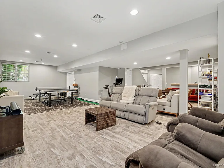 49 Miller Cir — Photo 27