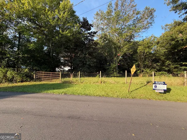 140 Timberlake Dr, Newborn, GA 30056