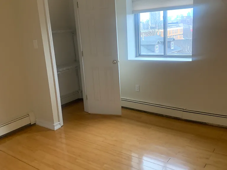 29 Forest St #3 — Photo 4