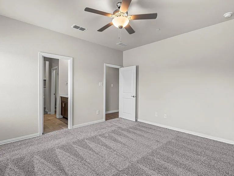 210 Monarch Way — Photo 15