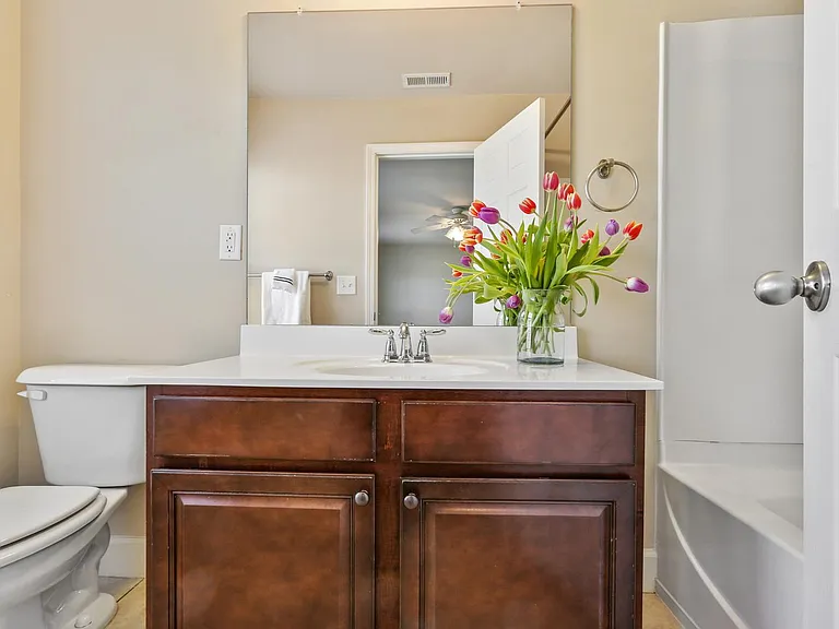 3705 Lambert Ln NE — Photo 24