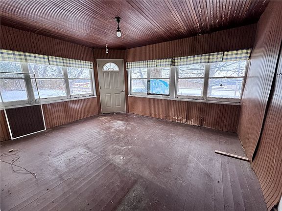 2nd image of 8531 Lodi Center Rd