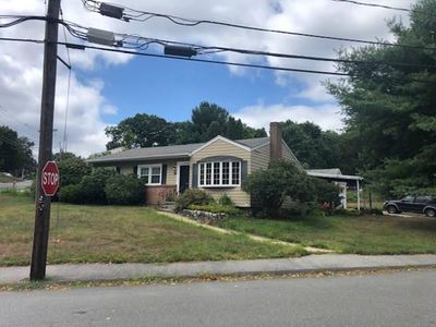 461 Russell St, Woburn, MA, 01801
