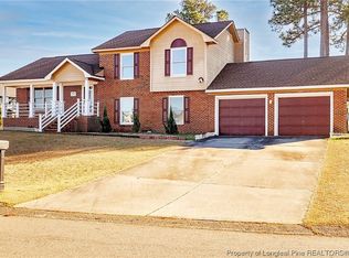 1809 Daphne Cir, Fayetteville, NC 28304