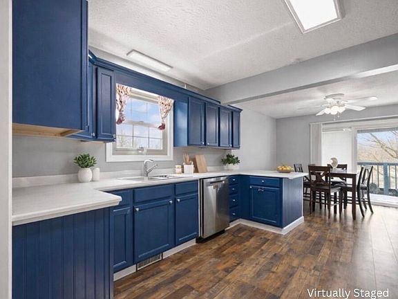 5th image of 448 Grist Mill Rd