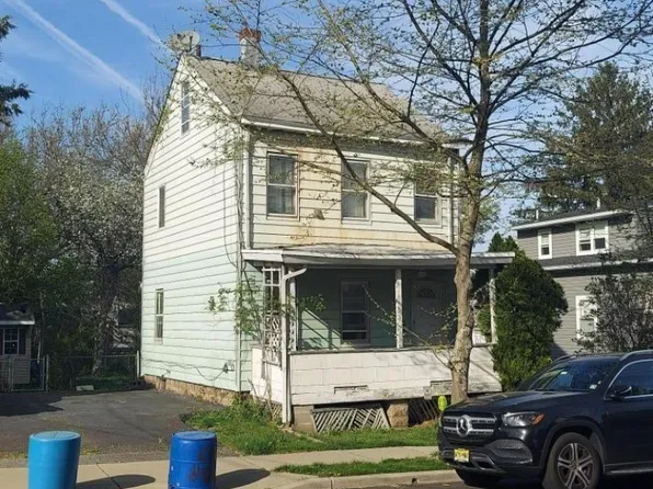 132 Warren St, Clifton City, NJ 07013