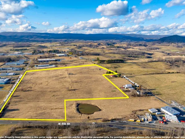 Stafford Umberger Dr, Wytheville, VA 24382