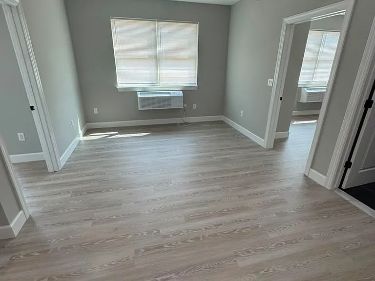 167 Fair St — Photo 6