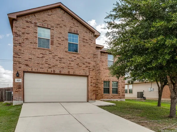 915 Three Wood Way, San Antonio, TX 78221