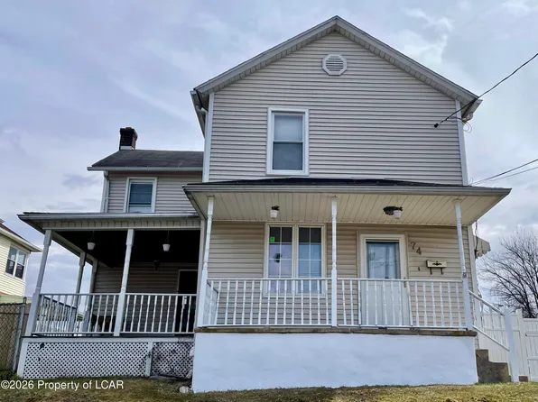 74 E 1st St, Larksville, PA 18651