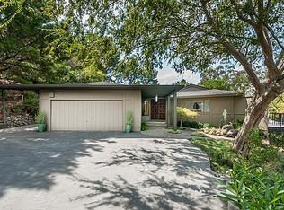 586 Laurent Rd, Hillsborough, CA 94010