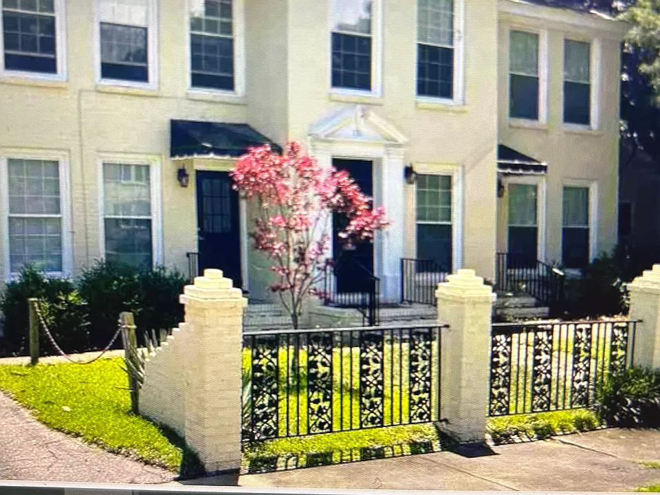 131 W Home Ave #1