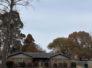 115 Northwood St, Nash, TX 75569