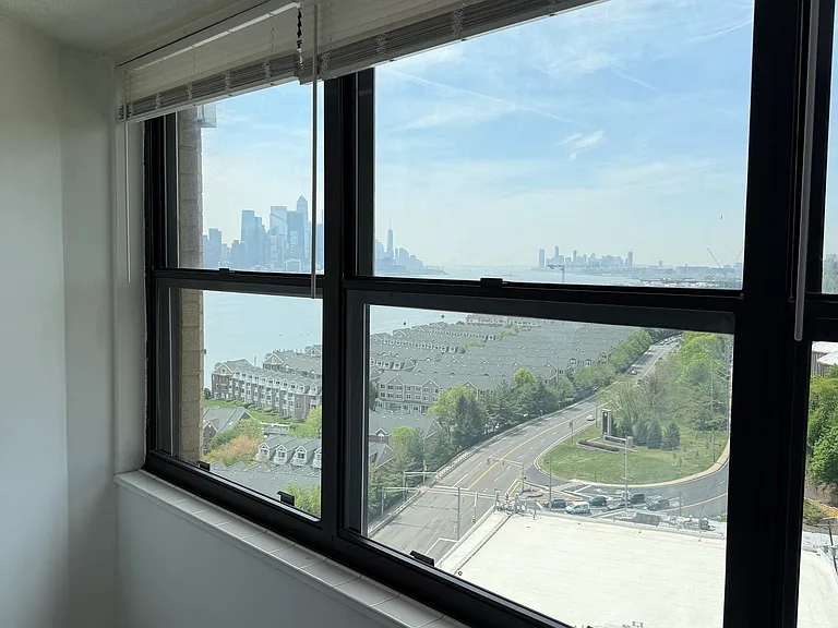 7002 Boulevard East #20G — Photo 7
