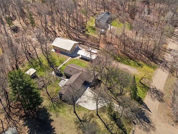 3rd image of 18938 Maryville Rd