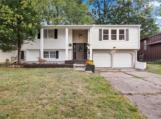 954 Bennett Dr, Elyria, OH 44035