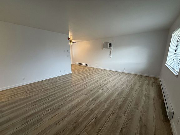 3rd image of 207 N Park Ave #0
