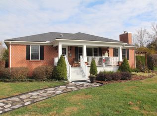 810 Grows Mill Rd, Wilmore, KY 40390