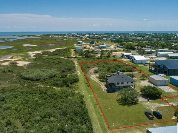 186 Cassie St, Pt O Connor, TX 77982