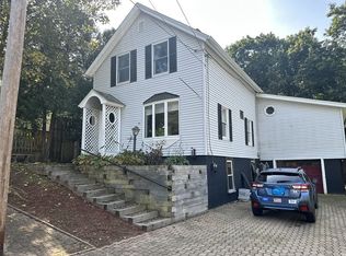 26 Jones St, Warren, MA 01083