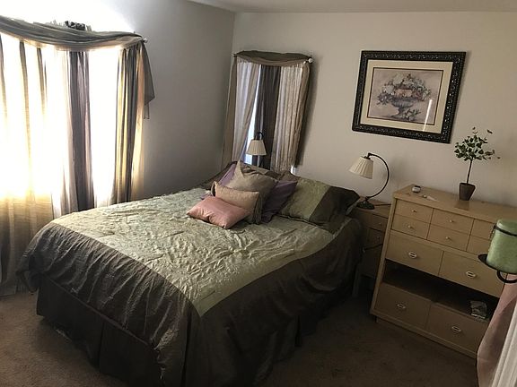 4th image of 9726 Kampsville Ave
