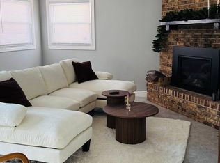 507 Ash Ct, Schaumburg, IL 60193