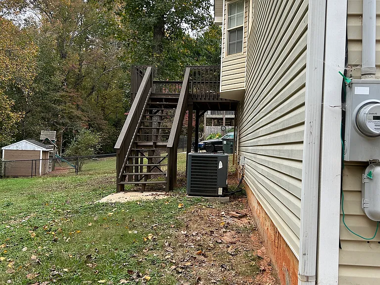 458 River Walk — Photo 2
