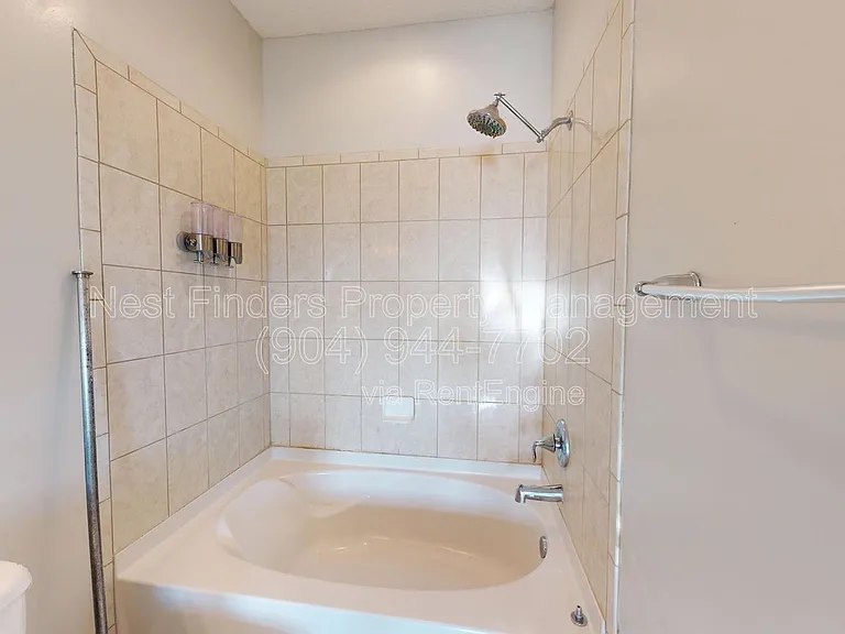 4421 Ellipse Dr — Photo 19