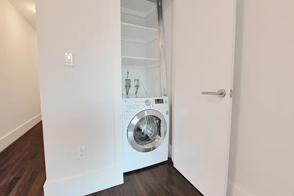 Rented by Peter Ashe | media 20