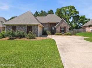 118 Sweetbriar Cir, Canton, MS 39046