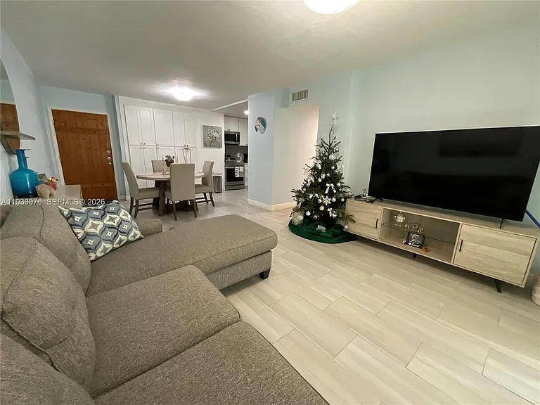 820 NW 87th Ave #114 — Photo 25