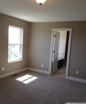 5th image of 10601 Watersedge Lane