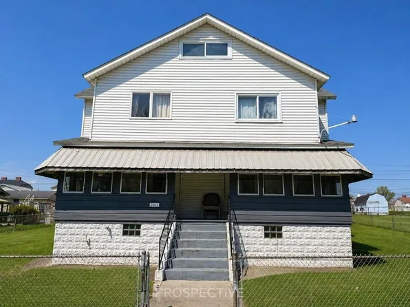 1161 1st St, Grindstone, PA 15442