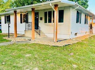 735 Mayo St, Carlinville, IL
