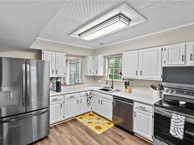 250 Ashridge Ln, Newport News, VA, 23602