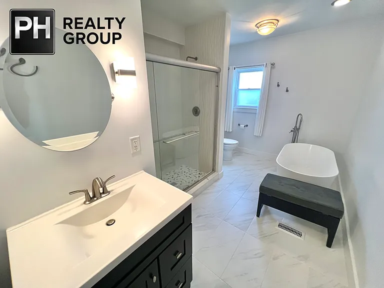20 Wells Ave #1 — Photo 13