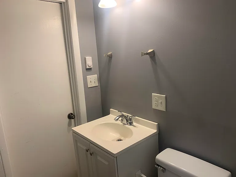 354 Main St #3 — Photo 21
