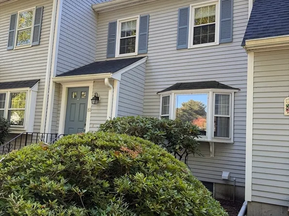 88 Village St #88, South Easton, MA 02375