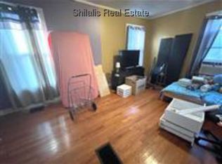 40 Middle St #1, Newton, MA 02458