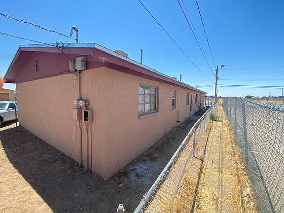 5th image of 4819 Titanic Ave