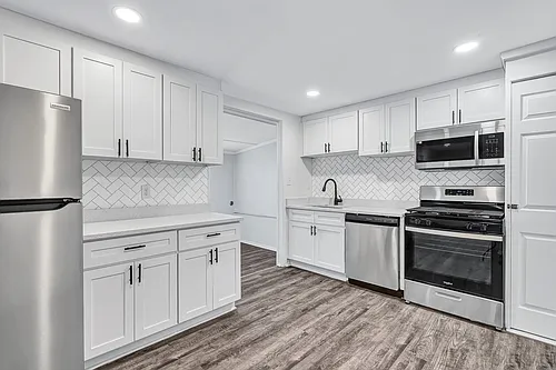 Avalon Townhomes Photo 1