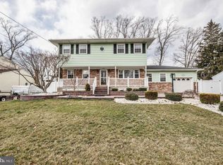 11 Florister Dr, Hamilton, NJ 08690