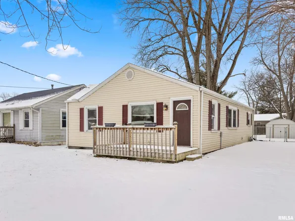 4011 S Chalmers Ave, Bartonville, IL 61607