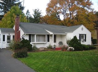 1355 Crest Dr, Windsor, CT 06095