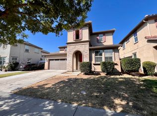 17909 Daffodil Hill St, Lathrop, CA 95330