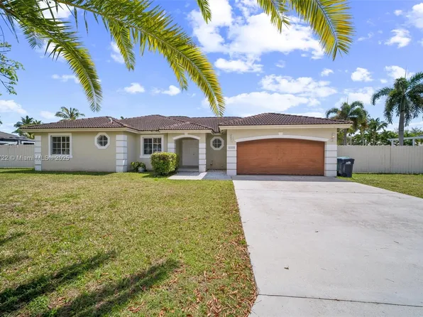21351 SW 129th Ct, Miami, FL 33177
