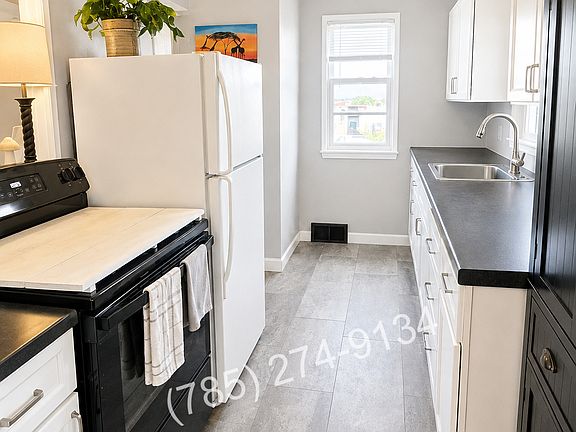 4th image of 512 W Cloud St