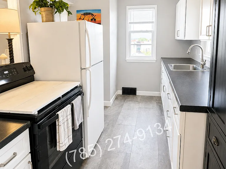512 W Cloud St — Photo 4