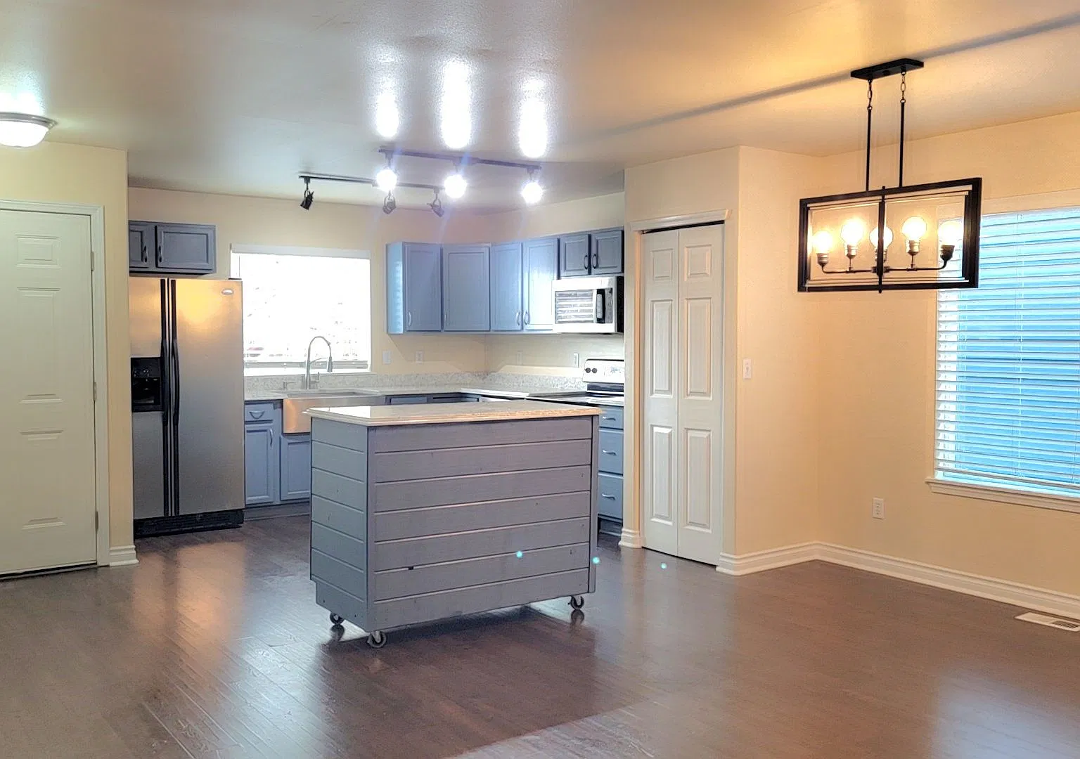 Beautifully Updated 4-Bedroom Home in Desirable Horizon Pointe! — Photo 4