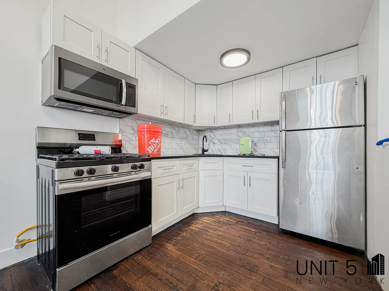 345 Eldert Street — Photo 2